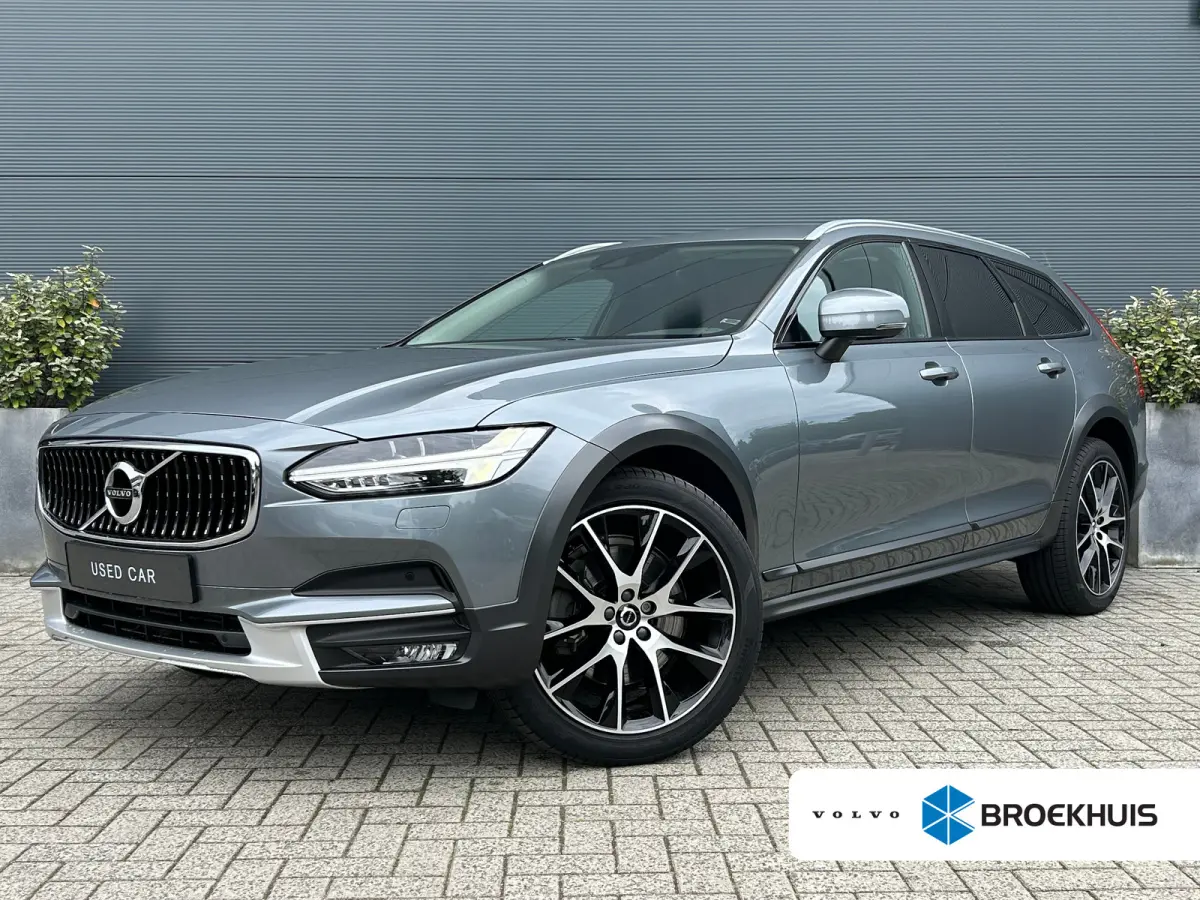 2.0 T5 AWD Pro | Trekhaak | Luchtvering | Camera | Memory | Pilot Assist | Standkachel |