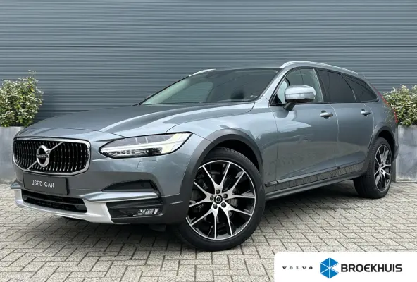 2.0 T5 AWD Pro | Trekhaak | Luchtvering | Camera | Memory | Pilot Assist | Standkachel |