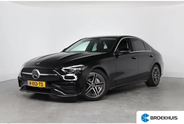 180 AMG | LED | Leder/Alcantara | Sfeerverlichting | Stoelverwarming | Burmester | Clima | Apple Carplay/ Android Auto | Cruise Adaptive | DAB | Keyless | Lichtmetalen velgen
