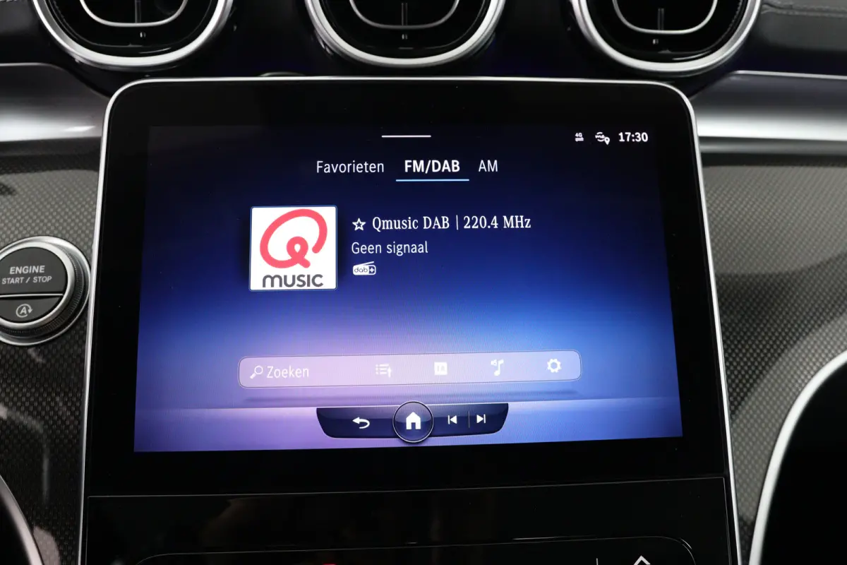 180 AMG | LED | Leder/Alcantara | Sfeerverlichting | Stoelverwarming | Burmester | Clima | Apple Carplay/ Android Auto | Cruise Adaptive | DAB | Keyless | Lichtmetalen velgen