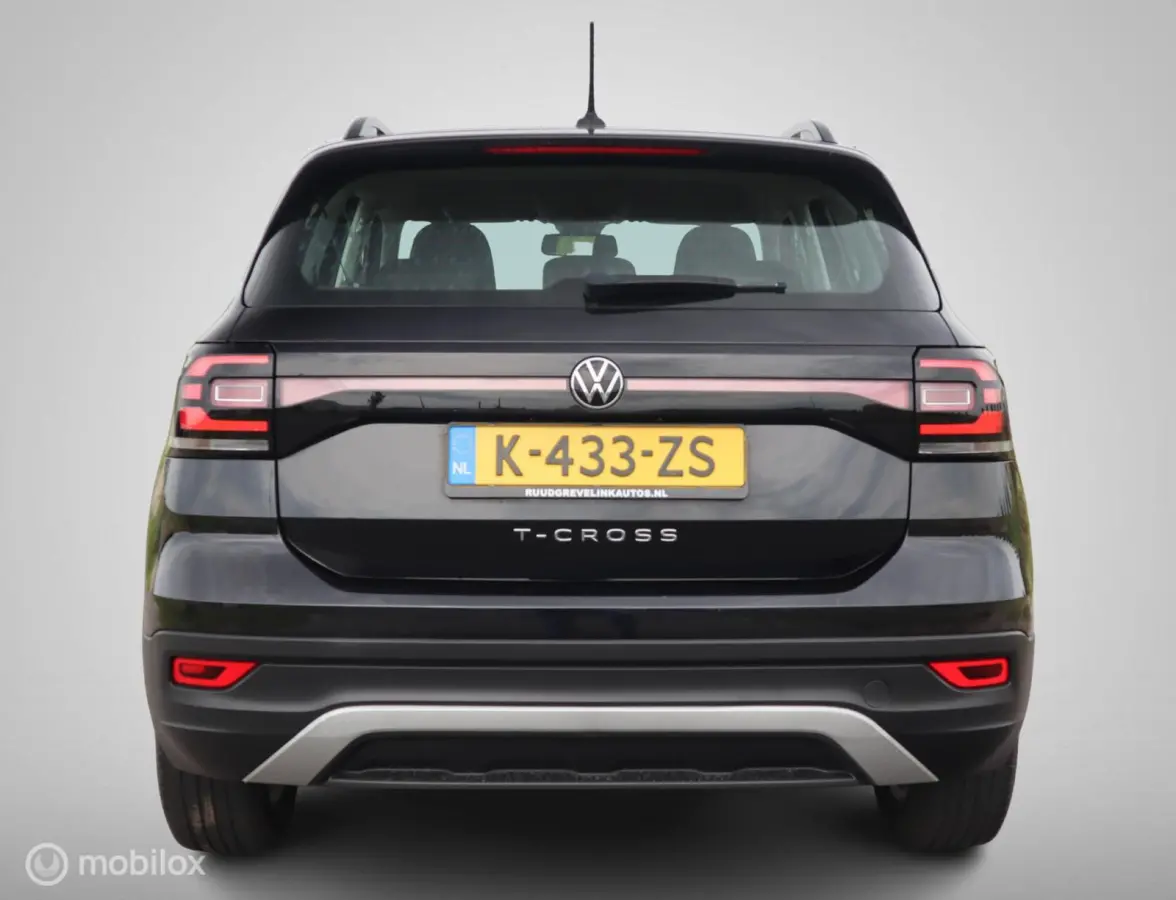 1.0 TSI Life NaviCarplay|Adaptive Cruise|16"LMV