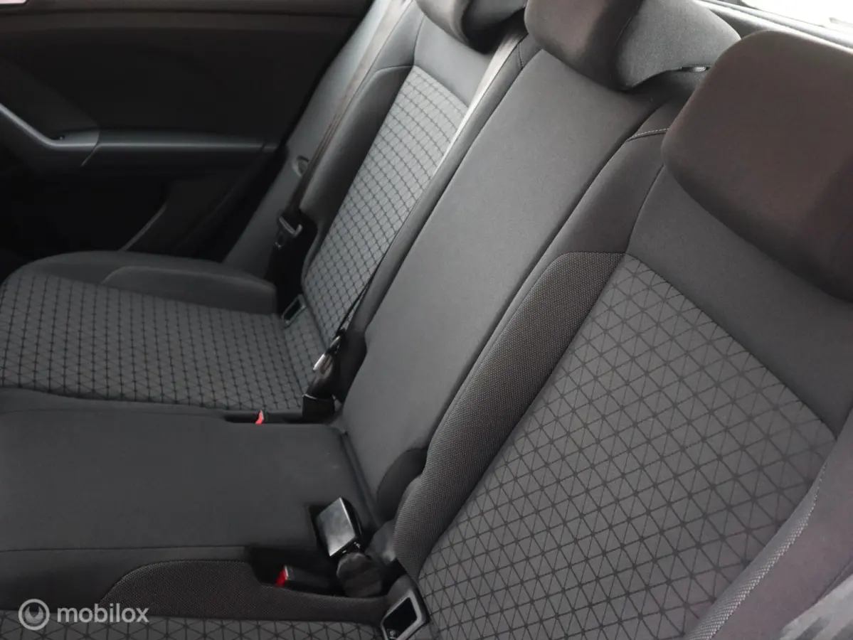 1.0 TSI Life NaviCarplay|Adaptive Cruise|16"LMV