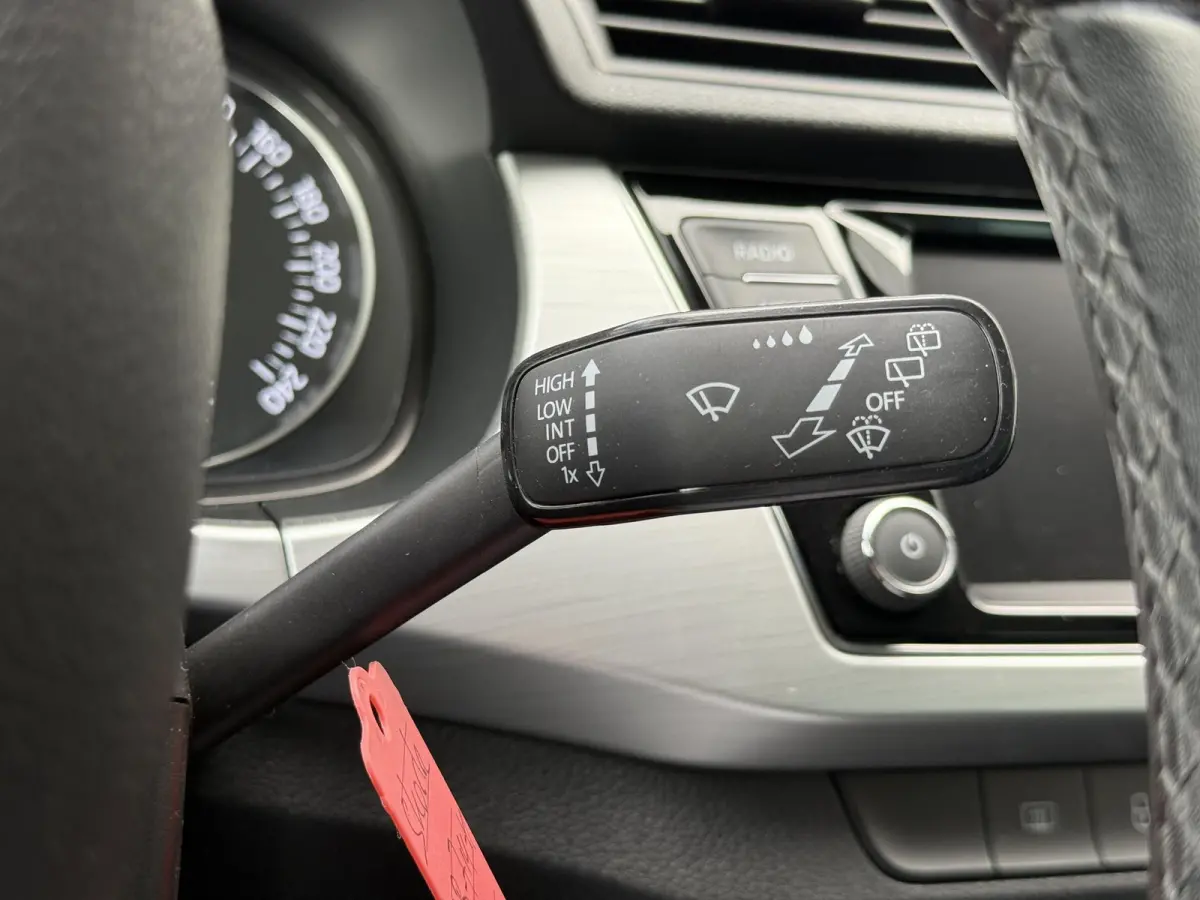 1.0 TSI Drive Navi|Clima|Cruise|PDC|LM Velgen|N.A.P|APK tot 01-2027