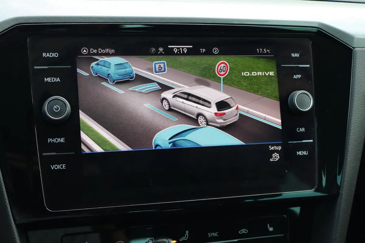 1.4 TSI PHEV GTE Business | Achteruitrijcamera | Cruise control adaptief | Lichtmetalen velgen multi-spaaks 17"