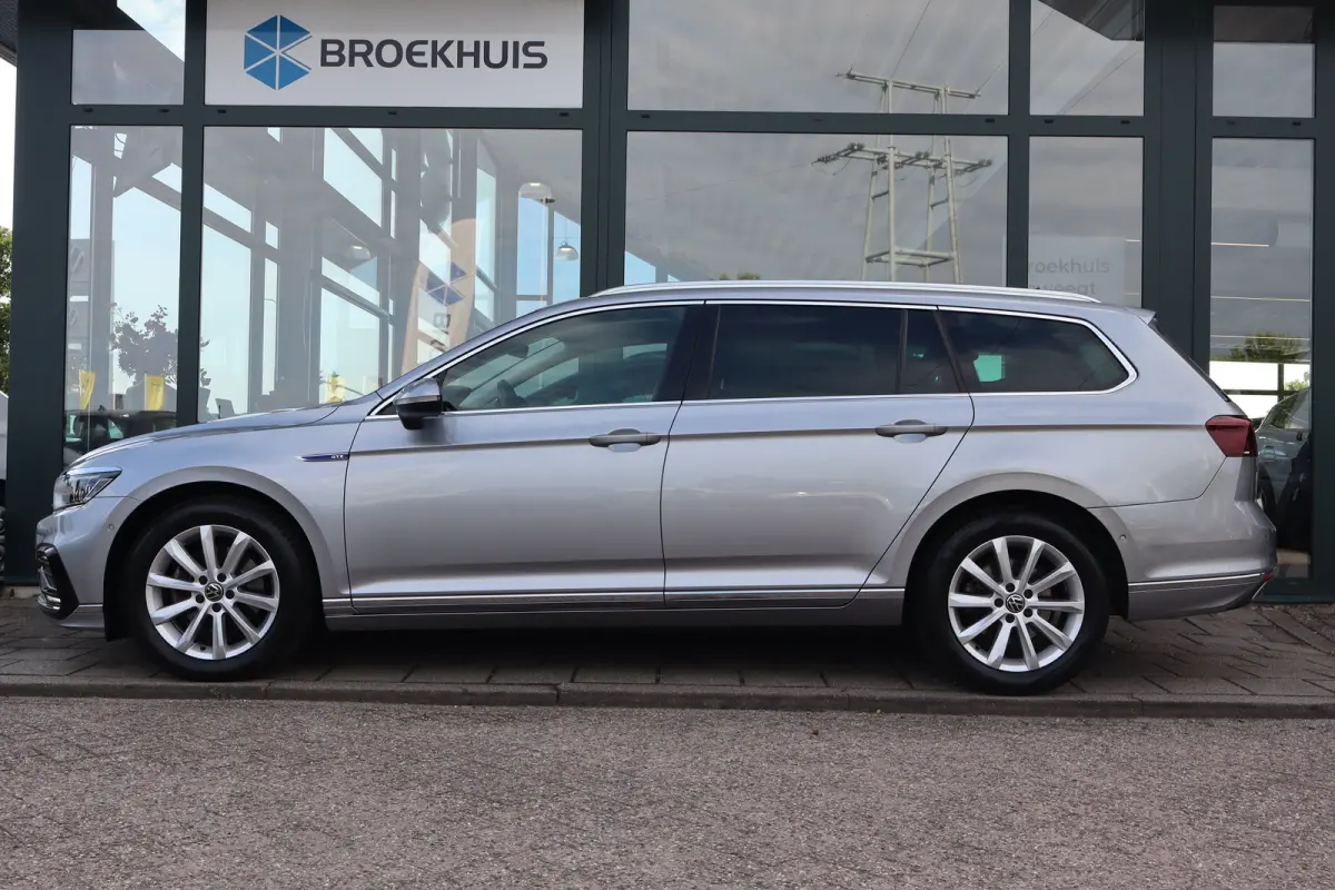 1.4 TSI PHEV GTE Business | Achteruitrijcamera | Cruise control adaptief | Lichtmetalen velgen multi-spaaks 17"