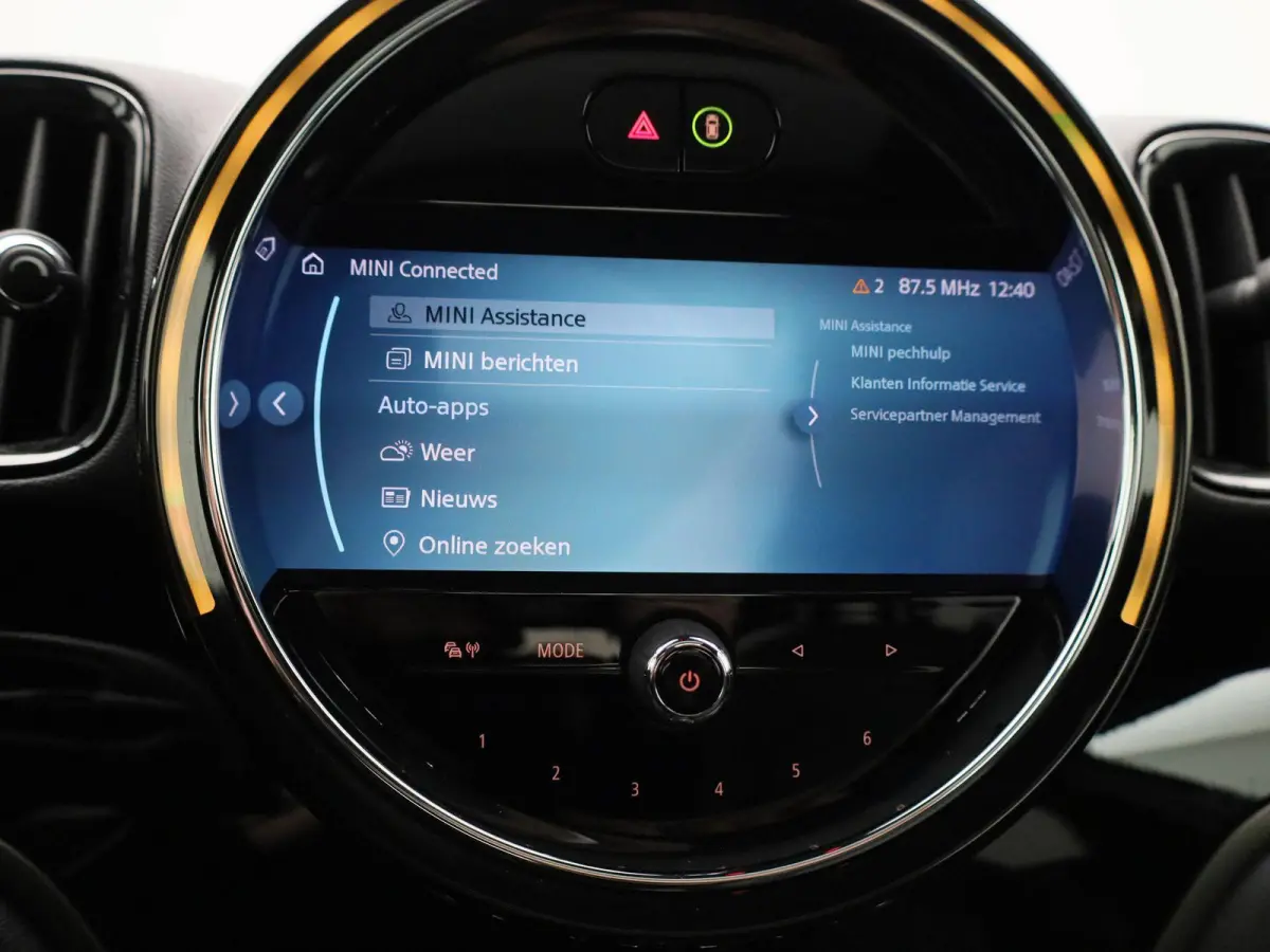 1.5 Cooper ALL4 John Cooper Works | Automaat | Apple Carplay / Android Auto | Camera | Parkeersensoren | Panoramadak |