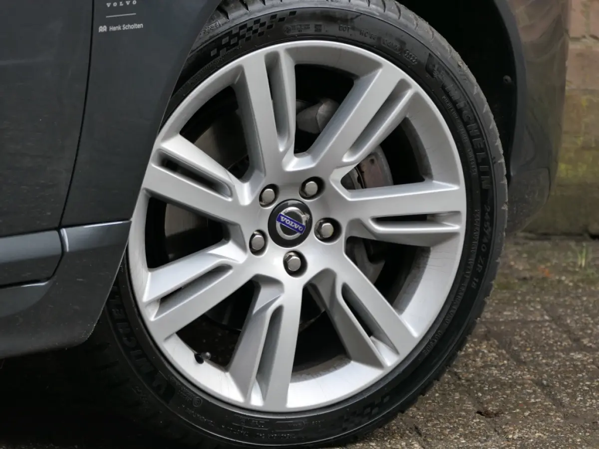 3.0 T6 AWD Summum Schuifdak / Xenon / Trekhaak / Premium sound