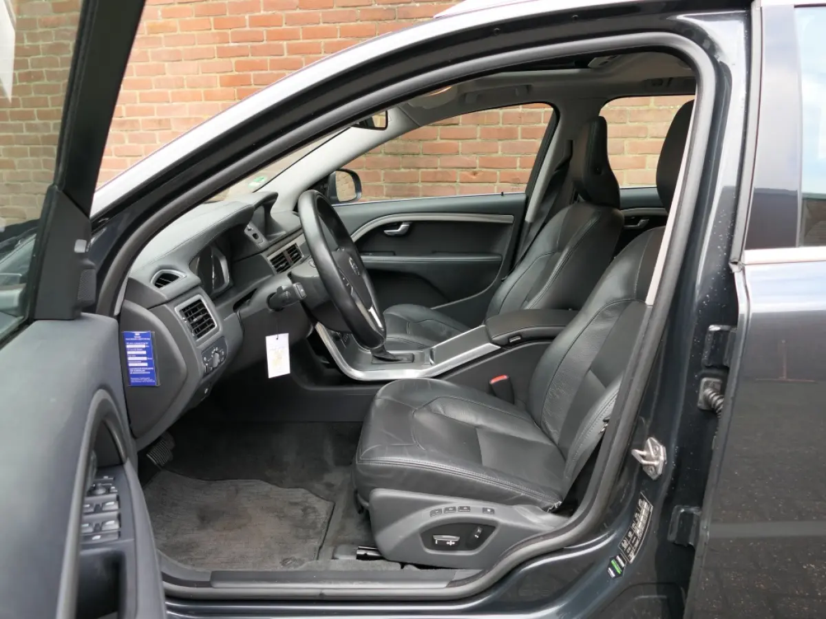 3.0 T6 AWD Summum Schuifdak / Xenon / Trekhaak / Premium sound