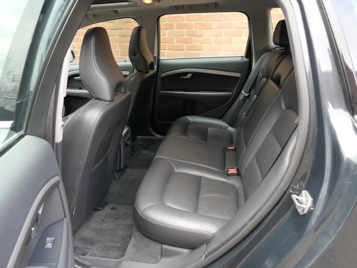 3.0 T6 AWD Summum Schuifdak / Xenon / Trekhaak / Premium sound