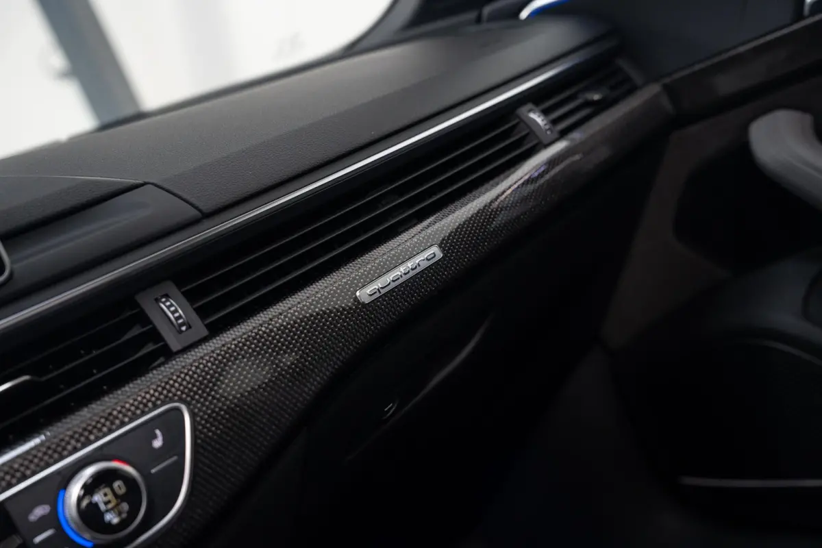 3.0 TFSI Quattro*PANO*CARBON*ACC*B&O*RS-ZETELS*