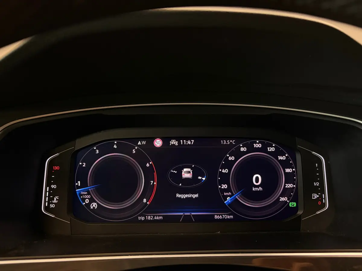 1.5 TSI Life Business | LED | ELEKTR. ACHTERKLEP | NAVI | CAR PLAY |