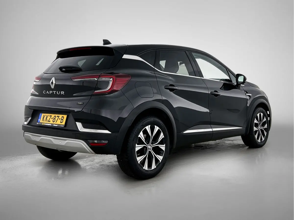 E-Tech full hybrid 145PK Techno | CAMERA | NAVI GROOT | STOELVERWARMING | KEYLESS