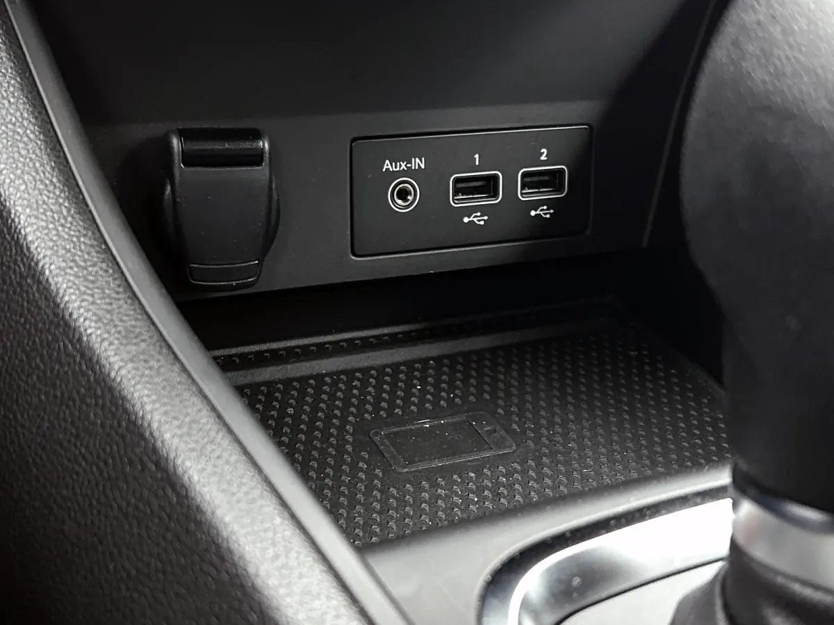 E-Tech full hybrid 145PK Techno | CAMERA | NAVI GROOT | STOELVERWARMING | KEYLESS