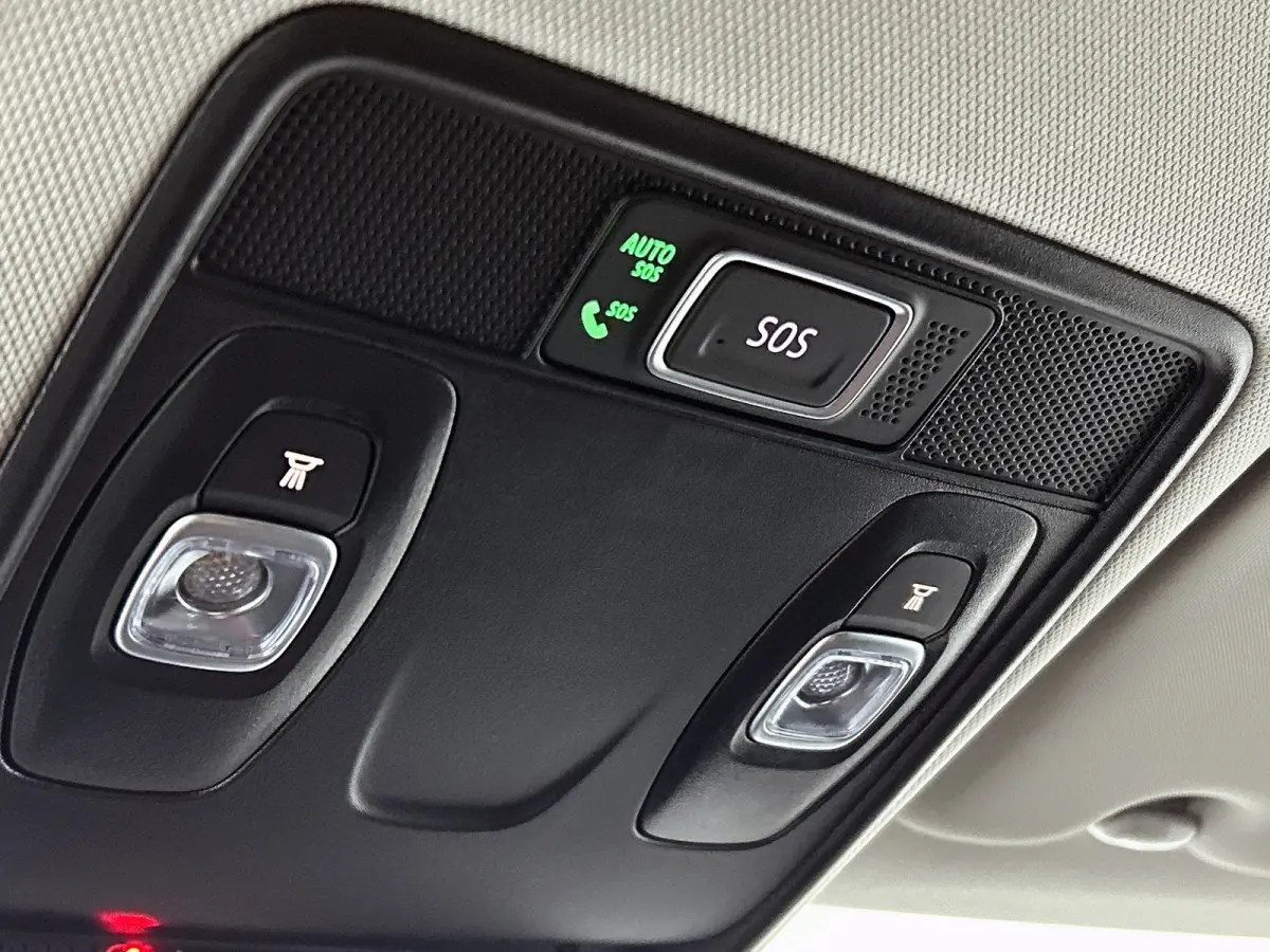 E-Tech full hybrid 145PK Techno | CAMERA | NAVI GROOT | STOELVERWARMING | KEYLESS