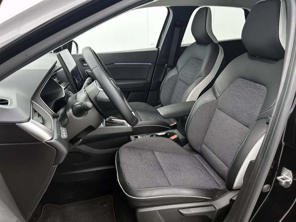 E-Tech full hybrid 145PK Techno | CAMERA | NAVI GROOT | STOELVERWARMING | KEYLESS