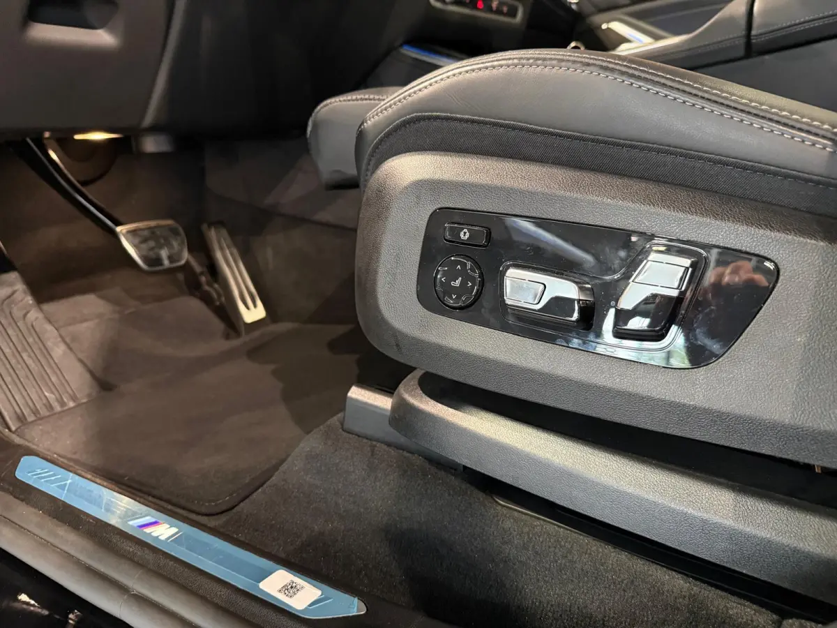 xDrive50e Innovation Pack | M Sportpakket Pro | SKYLounge | Driv. Ass. Prof | 22 inch | E.Trekhaak