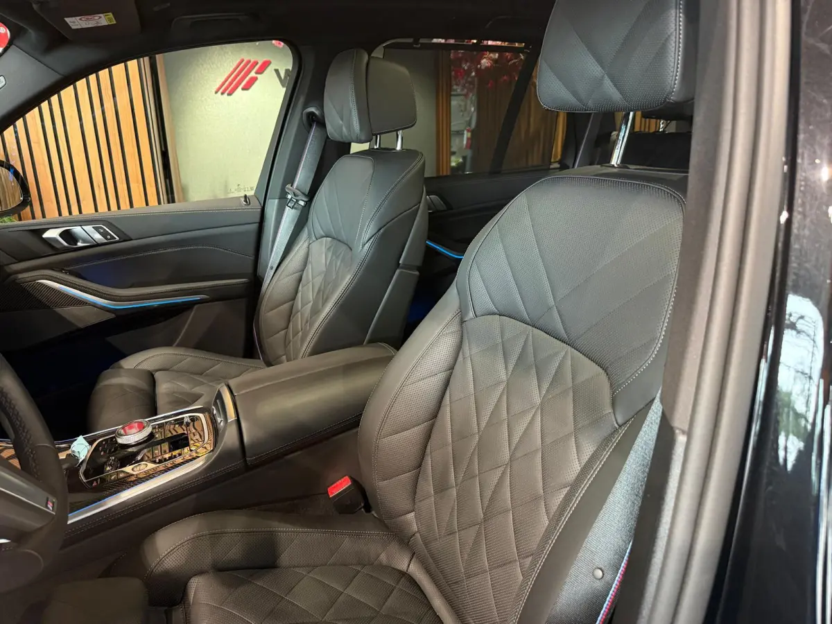 xDrive50e Innovation Pack | M Sportpakket Pro | SKYLounge | Driv. Ass. Prof | 22 inch | E.Trekhaak