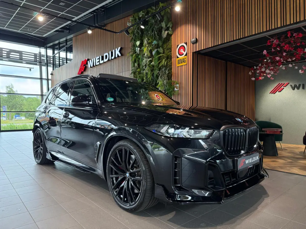 xDrive50e Innovation Pack | M Sportpakket Pro | SKYLounge | Driv. Ass. Prof | 22 inch | E.Trekhaak