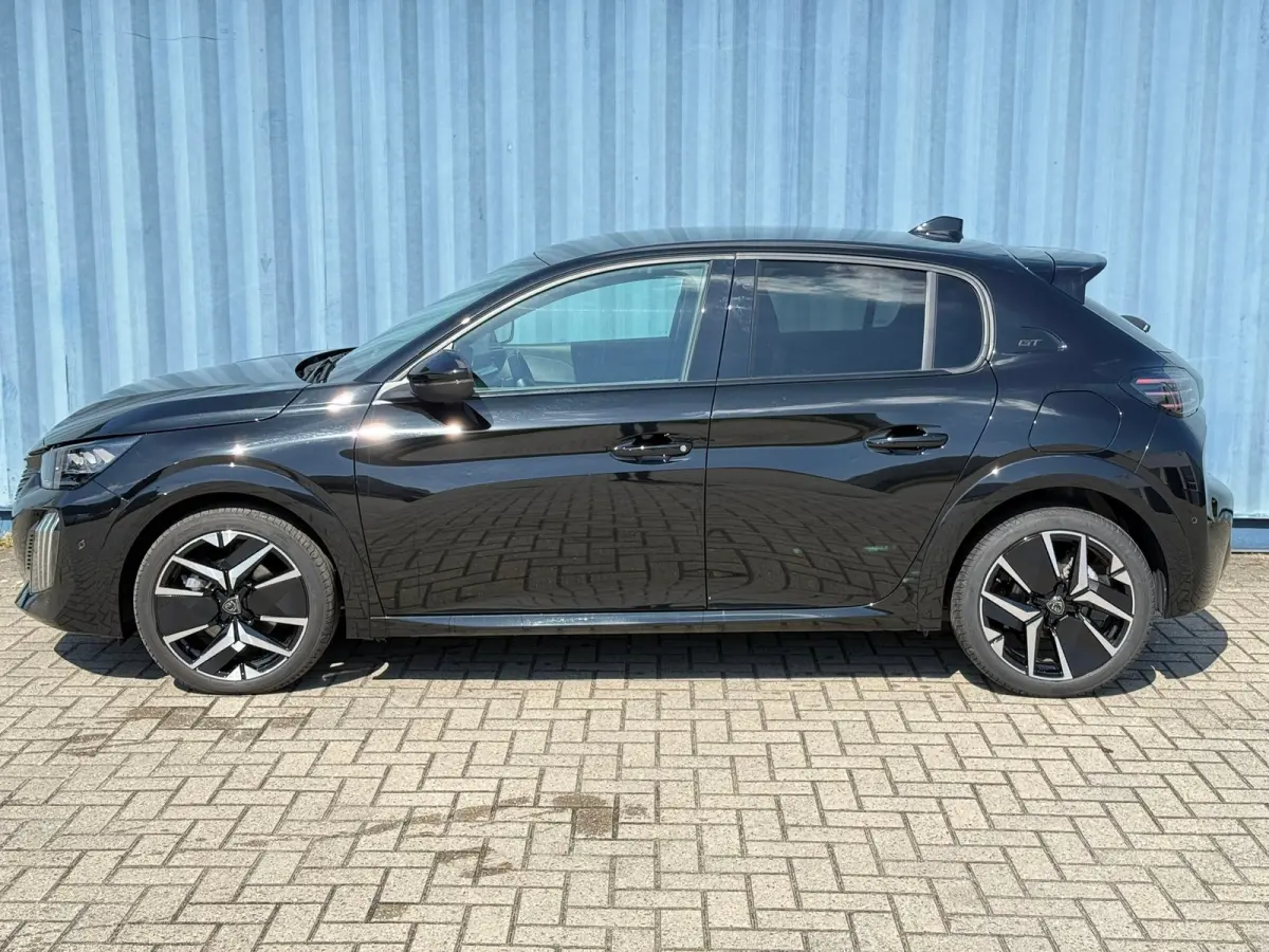 1.2 Hybrid 145 e-DCS6 GT 360 camera | Keyless | Sfeer verlichting | Adeptieve cruise control | Dode hoek detectie | Apple carplay & Android auto
