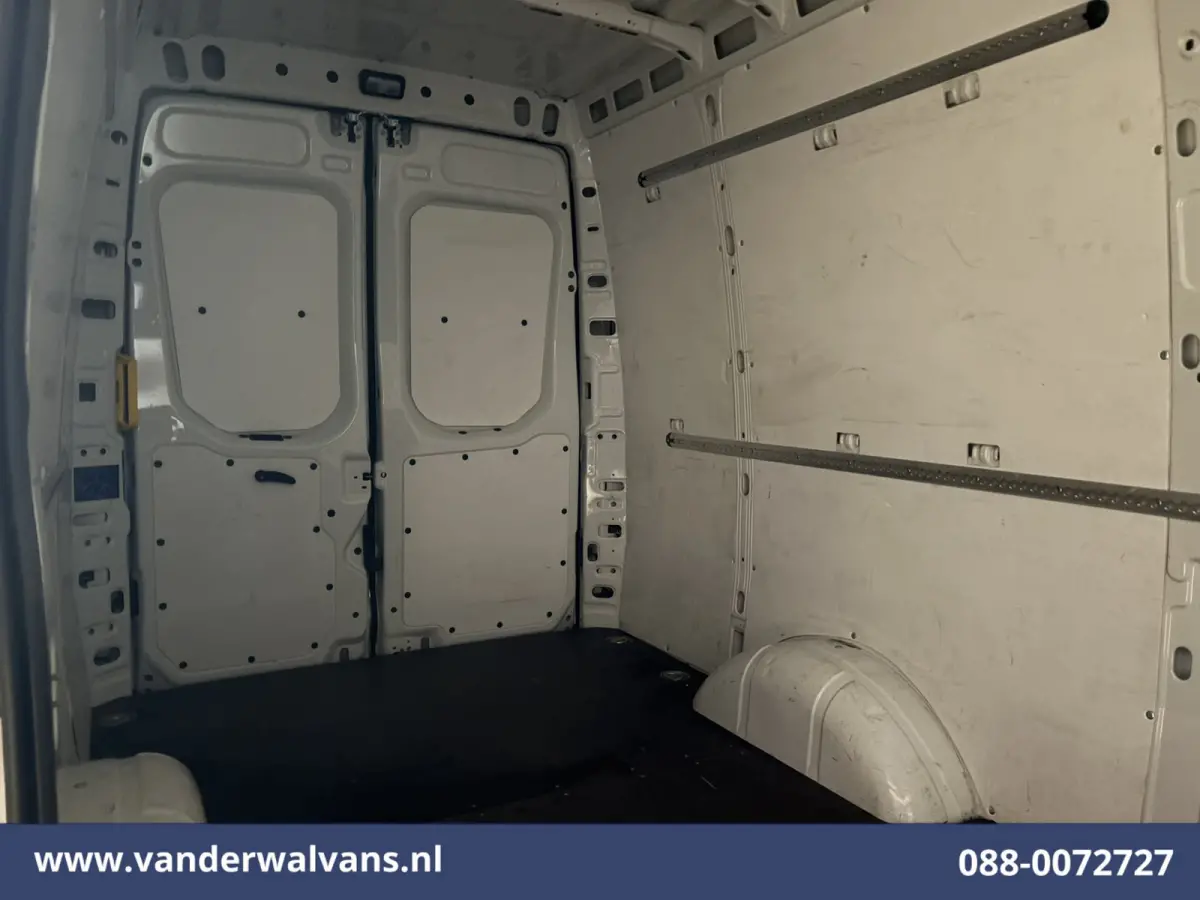 35S16 157pk 3500kg Trekvermogen L2H2 Euro6 Airco | 270 Graden Achterdeuren | Parkeersensoren Bijrijdersbank