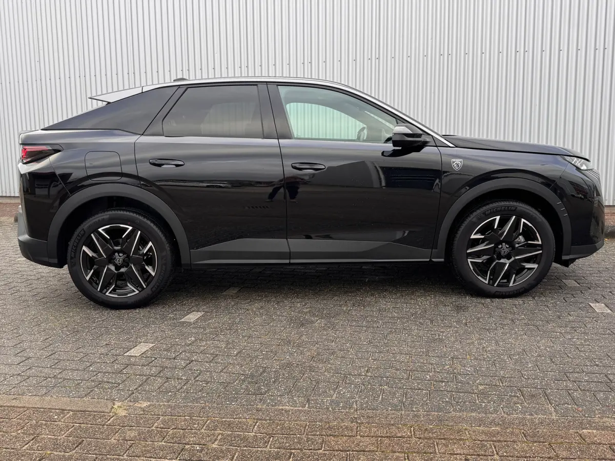 1.2 Hybrid 145PK GT | Navigatie | Camera | Parkeersensoren | Elektrische Bedienbare Kofferbak | Draadloze Apple Carplay / Android Auto | | Achteruitrijcamera | Apple Carplay/Android Auto|tel
