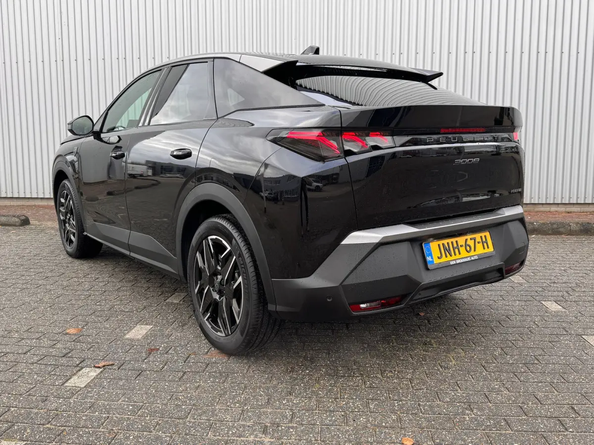 1.2 Hybrid 145PK GT | Navigatie | Camera | Parkeersensoren | Elektrische Bedienbare Kofferbak | Draadloze Apple Carplay / Android Auto | | Achteruitrijcamera | Apple Carplay/Android Auto|tel