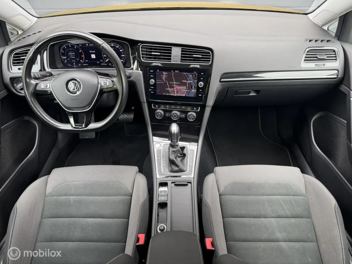 1.4 TSI R-Line Panodak Navi Carplay Virtual Camera 19 inch Pretoria
