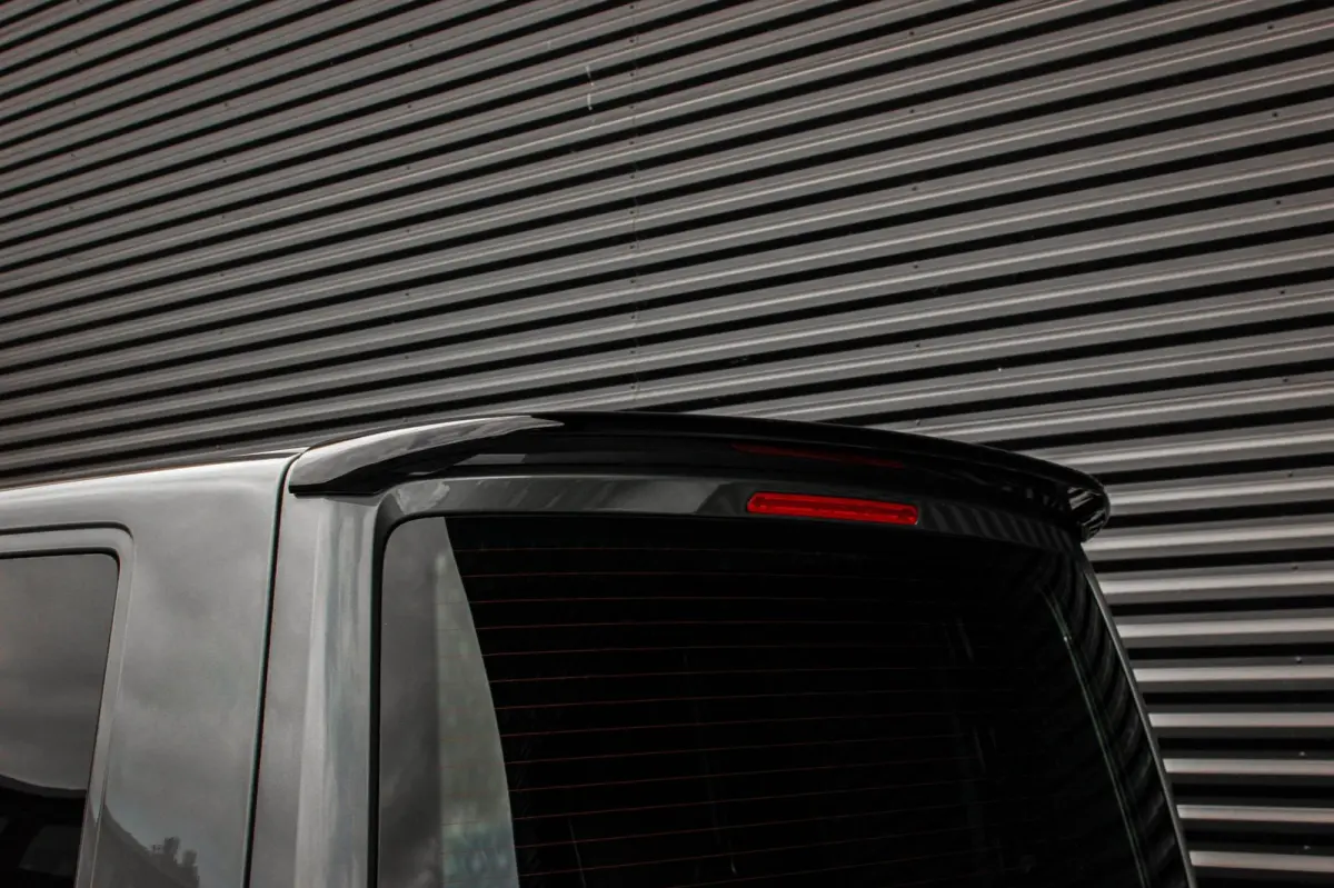 2.0 TDI L2H1 150PK BULLI DC DUBBEL CABINE / LEIGHTONVANS BODYKIT / FULL OPTINS / LEDER / FULL BLACK / APPLE