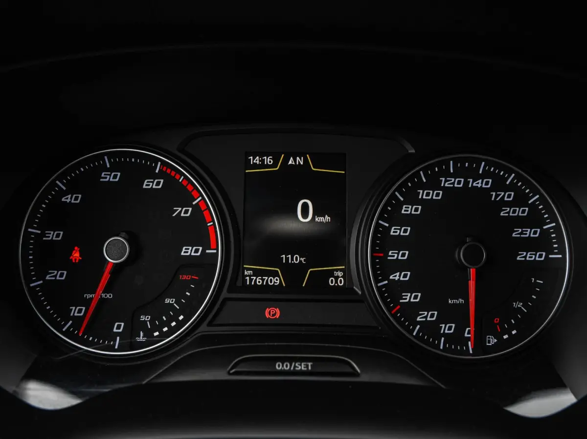 1.4 EcoTSI Xcellence 150 PK | LED | Camera | Trekhaak | Stoelverwarming | Sfeerverlichting | Navigatie | Apple Carplay/Android Auto | 19"