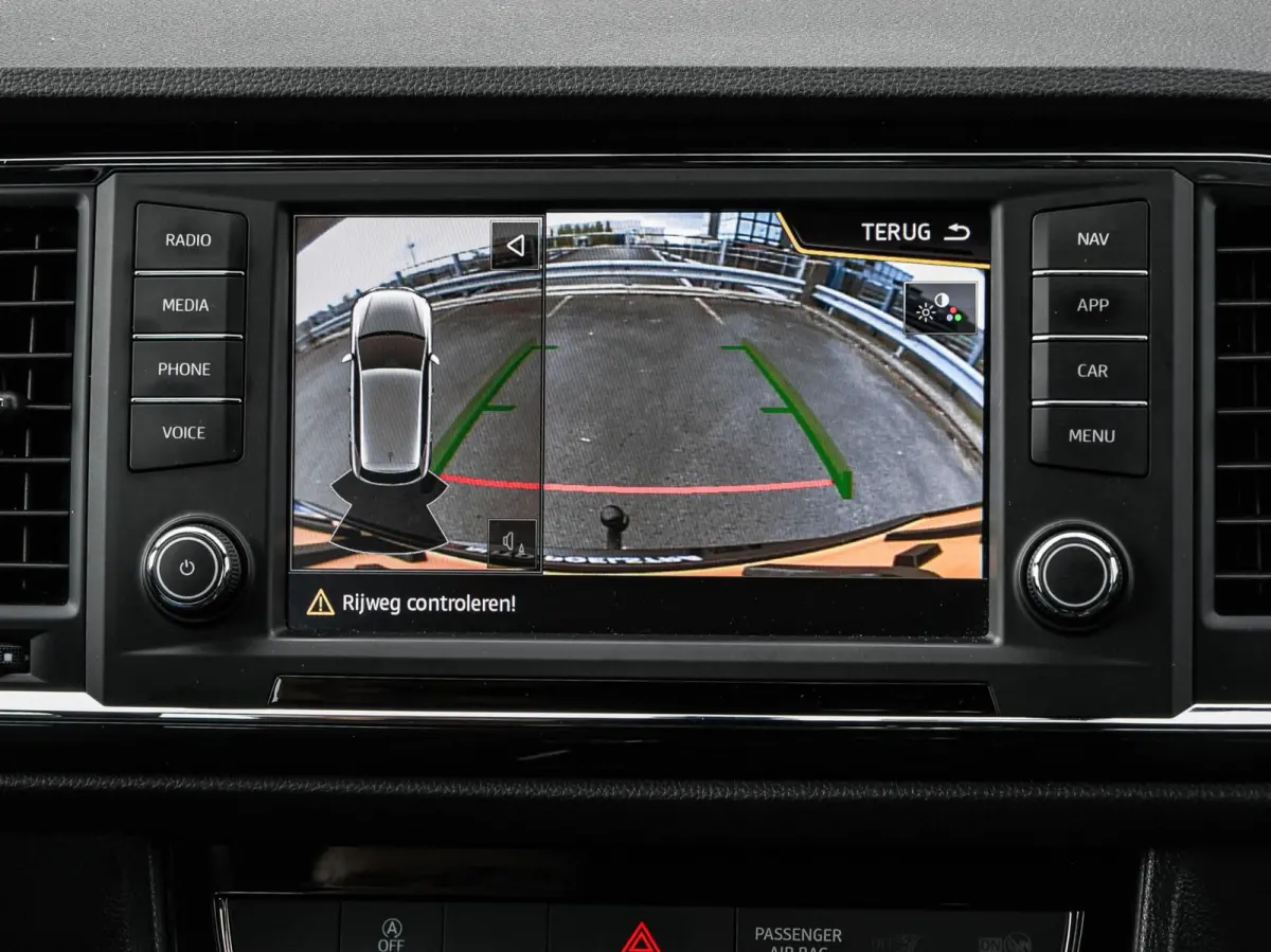 1.4 EcoTSI Xcellence 150 PK | LED | Camera | Trekhaak | Stoelverwarming | Sfeerverlichting | Navigatie | Apple Carplay/Android Auto | 19"