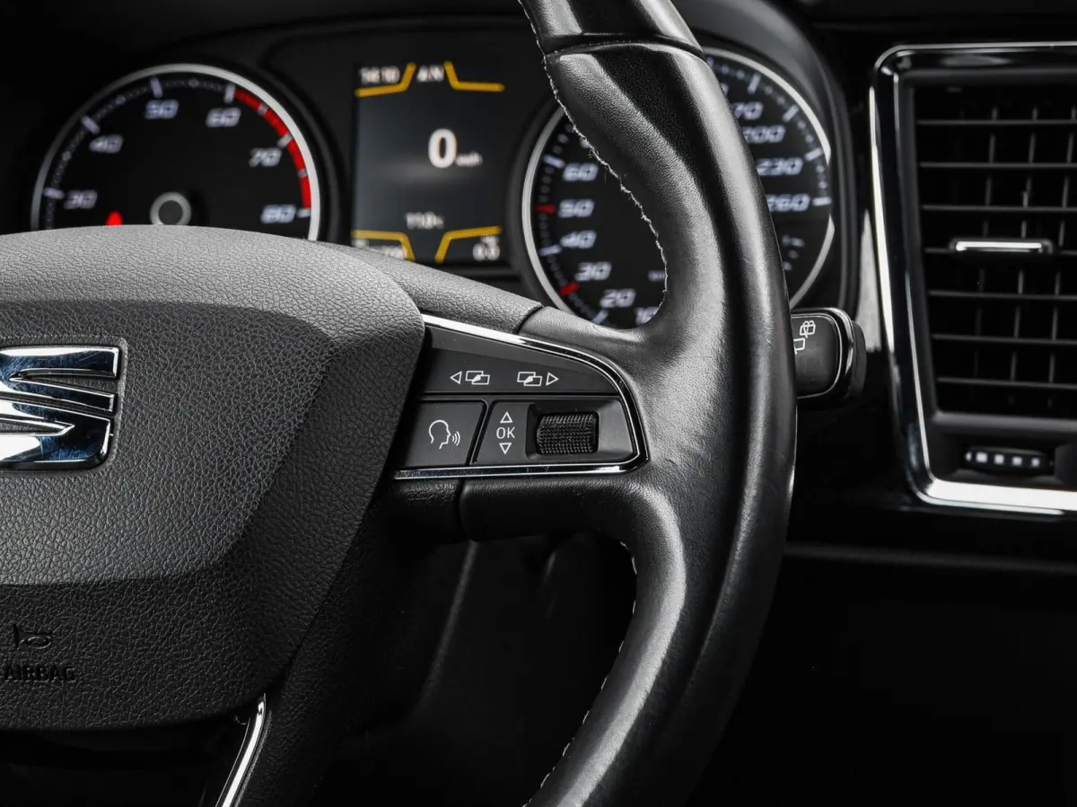 1.4 EcoTSI Xcellence 150 PK | LED | Camera | Trekhaak | Stoelverwarming | Sfeerverlichting | Navigatie | Apple Carplay/Android Auto | 19"