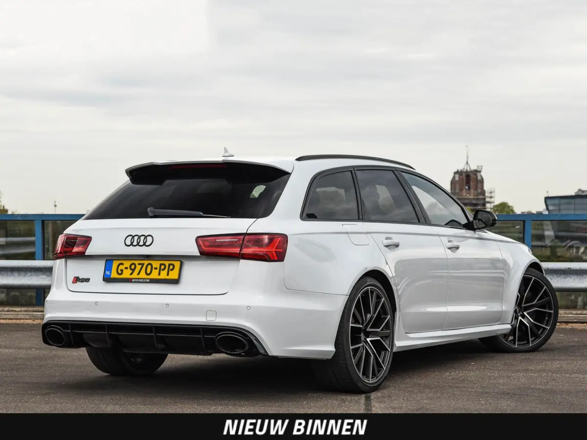 4.0 TFSI quattro 605 PK Performance Pro Line Plus | Panoramadak | Keramisch | Milltek | Soft-Close | ACC | Matrix LED | 21"