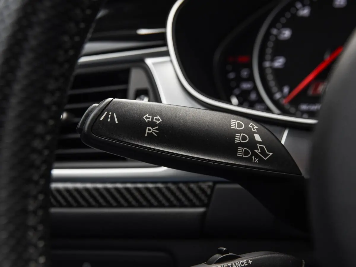 4.0 TFSI quattro 605 PK Performance Pro Line Plus | Panoramadak | Keramisch | Milltek | Soft-Close | ACC | Matrix LED | 21"