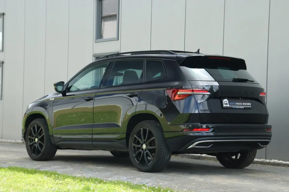 1.5 TSI / 150 PK / DSG / Sportline / VOL OPTIES / Pano / Black Edition / Virtual Cockpit / Camera / Adaptieve Cruise Control / Trekhaak / 18"!