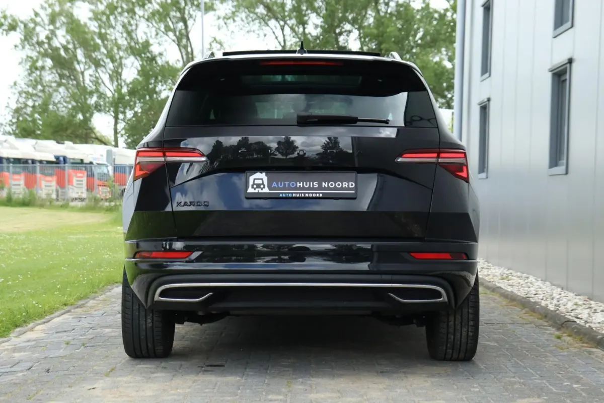 1.5 TSI / 150 PK / DSG / Sportline / VOL OPTIES / Pano / Black Edition / Virtual Cockpit / Camera / Adaptieve Cruise Control / Trekhaak / 18"!