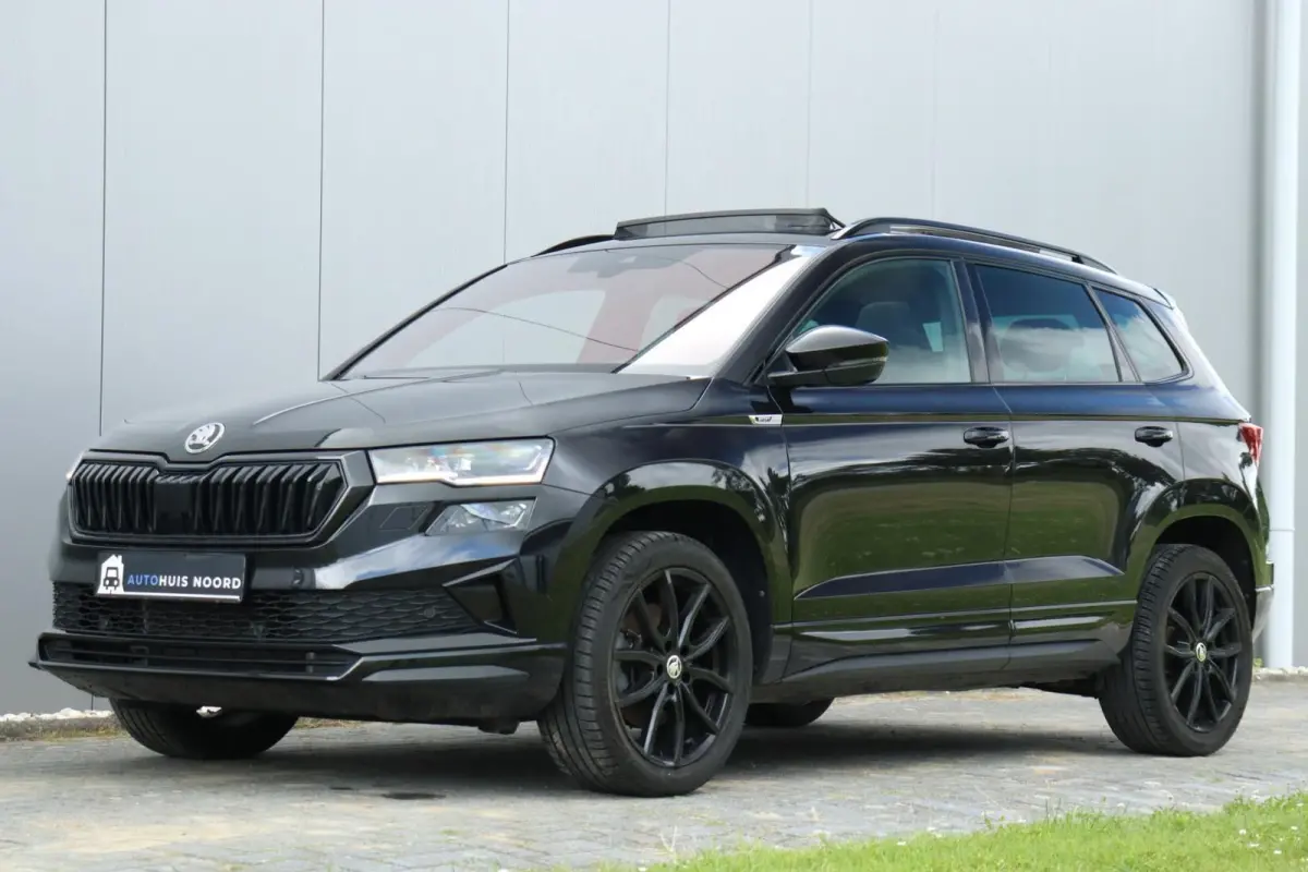 1.5 TSI / 150 PK / DSG / Sportline / VOL OPTIES / Pano / Black Edition / Virtual Cockpit / Camera / Adaptieve Cruise Control / Trekhaak / 18"!