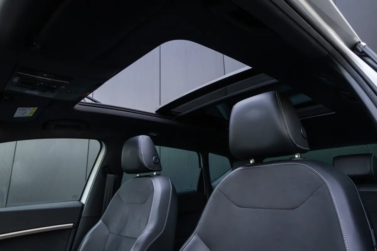 1.5 TSI Business Intense | Automaat | Panoramadak | Adaptieve cruise | 360 camera | LED verlichting | Elec. achterklep | Keyless