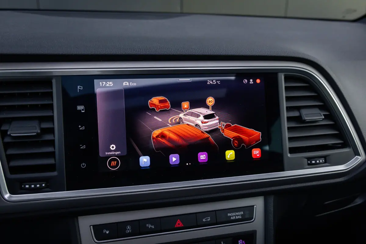 1.5 TSI Business Intense | Automaat | Panoramadak | Adaptieve cruise | 360 camera | LED verlichting | Elec. achterklep | Keyless