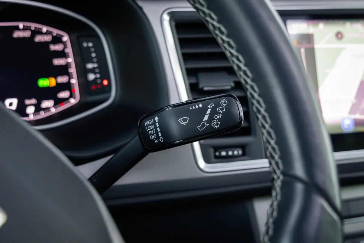 1.5 TSI Business Intense | Automaat | Panoramadak | Adaptieve cruise | 360 camera | LED verlichting | Elec. achterklep | Keyless