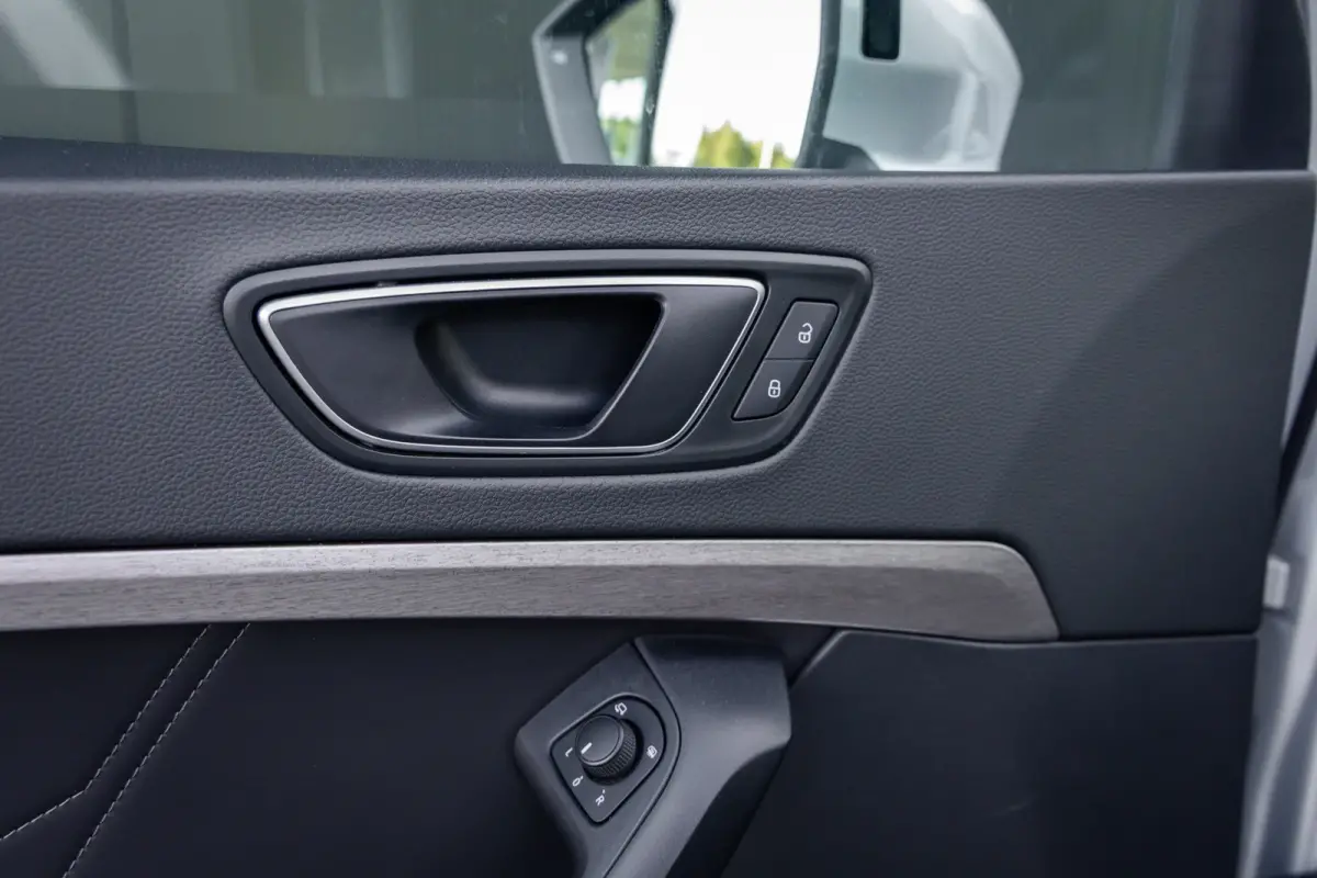 1.5 TSI Business Intense | Automaat | Panoramadak | Adaptieve cruise | 360 camera | LED verlichting | Elec. achterklep | Keyless