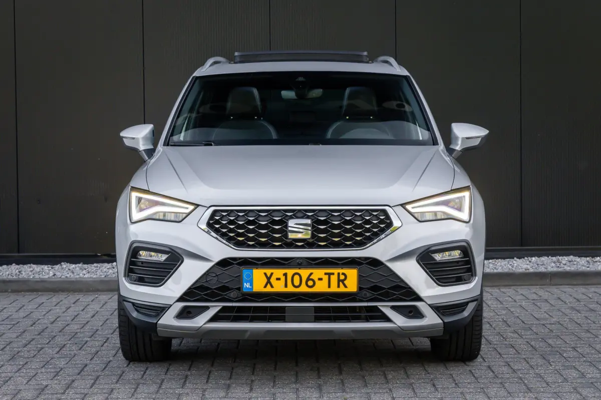 1.5 TSI Business Intense | Automaat | Panoramadak | Adaptieve cruise | 360 camera | LED verlichting | Elec. achterklep | Keyless