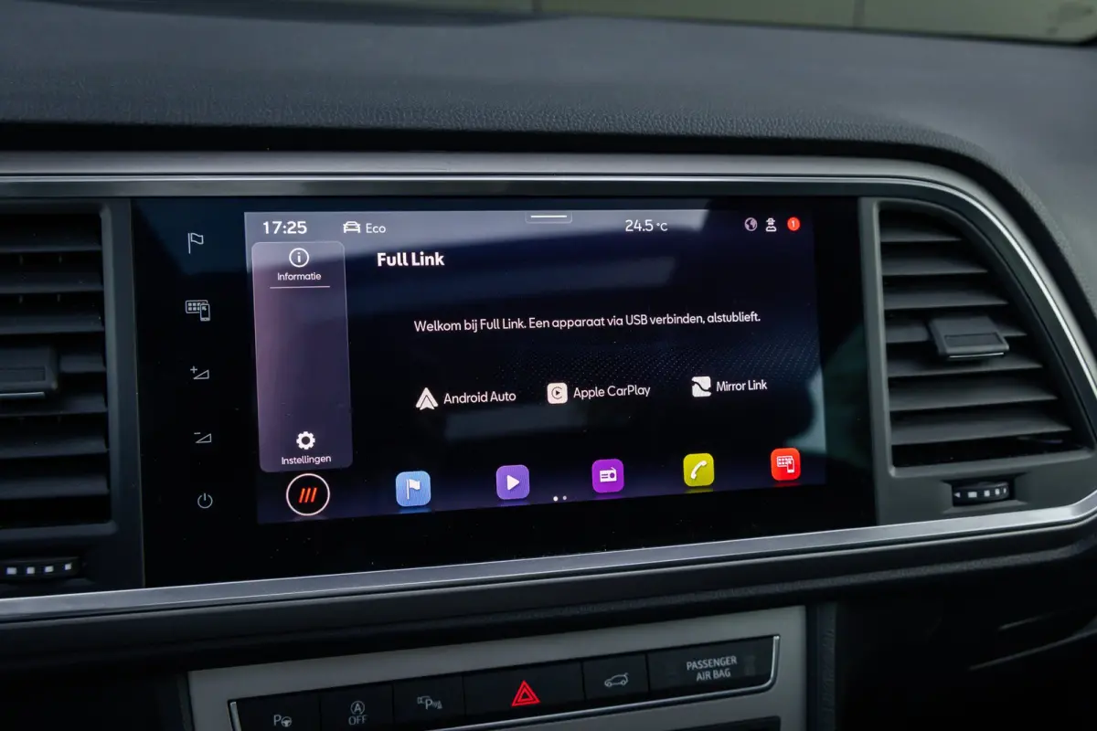 1.5 TSI Business Intense | Automaat | Panoramadak | Adaptieve cruise | 360 camera | LED verlichting | Elec. achterklep | Keyless