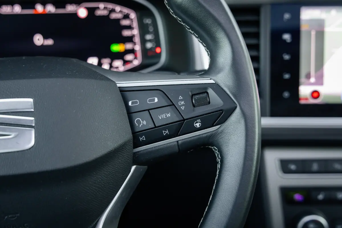1.5 TSI Business Intense | Automaat | Panoramadak | Adaptieve cruise | 360 camera | LED verlichting | Elec. achterklep | Keyless
