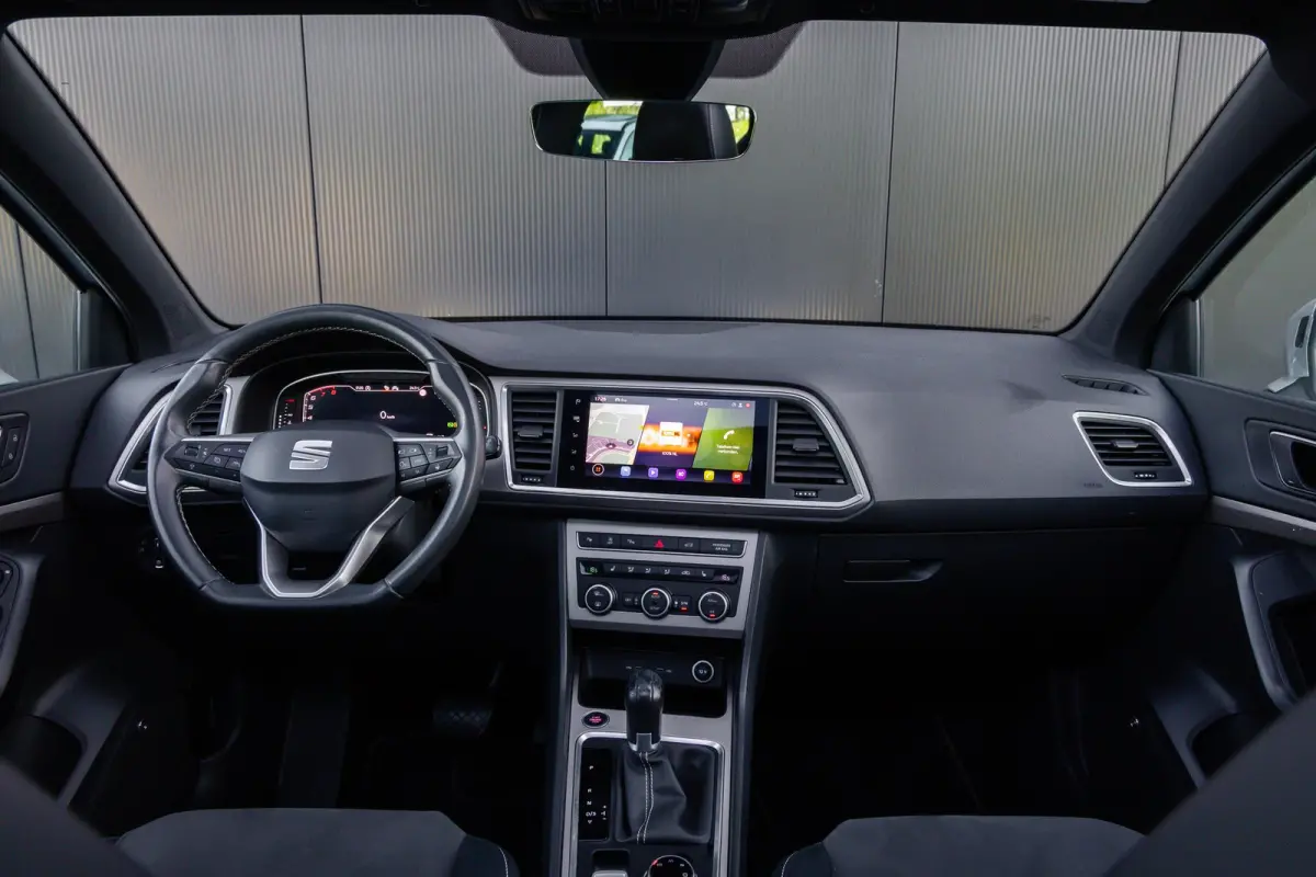 1.5 TSI Business Intense | Automaat | Panoramadak | Adaptieve cruise | 360 camera | LED verlichting | Elec. achterklep | Keyless