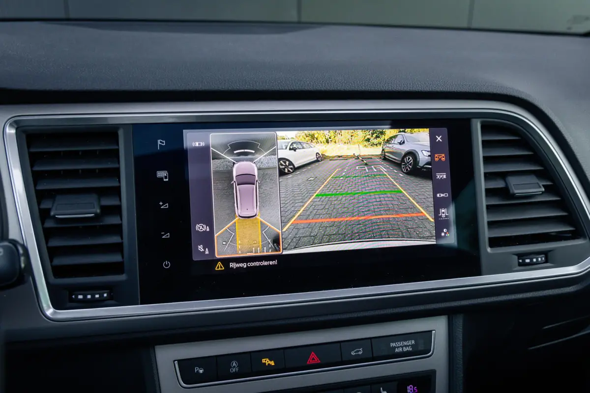 1.5 TSI Business Intense | Automaat | Panoramadak | Adaptieve cruise | 360 camera | LED verlichting | Elec. achterklep | Keyless