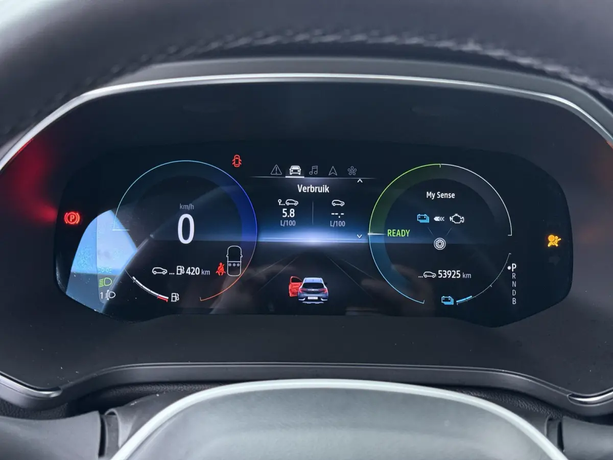techno E-Tech hybride 145 | Automaat | Groot Navigatie | Parkeercamera | Apple CarPlay/Android Auto |