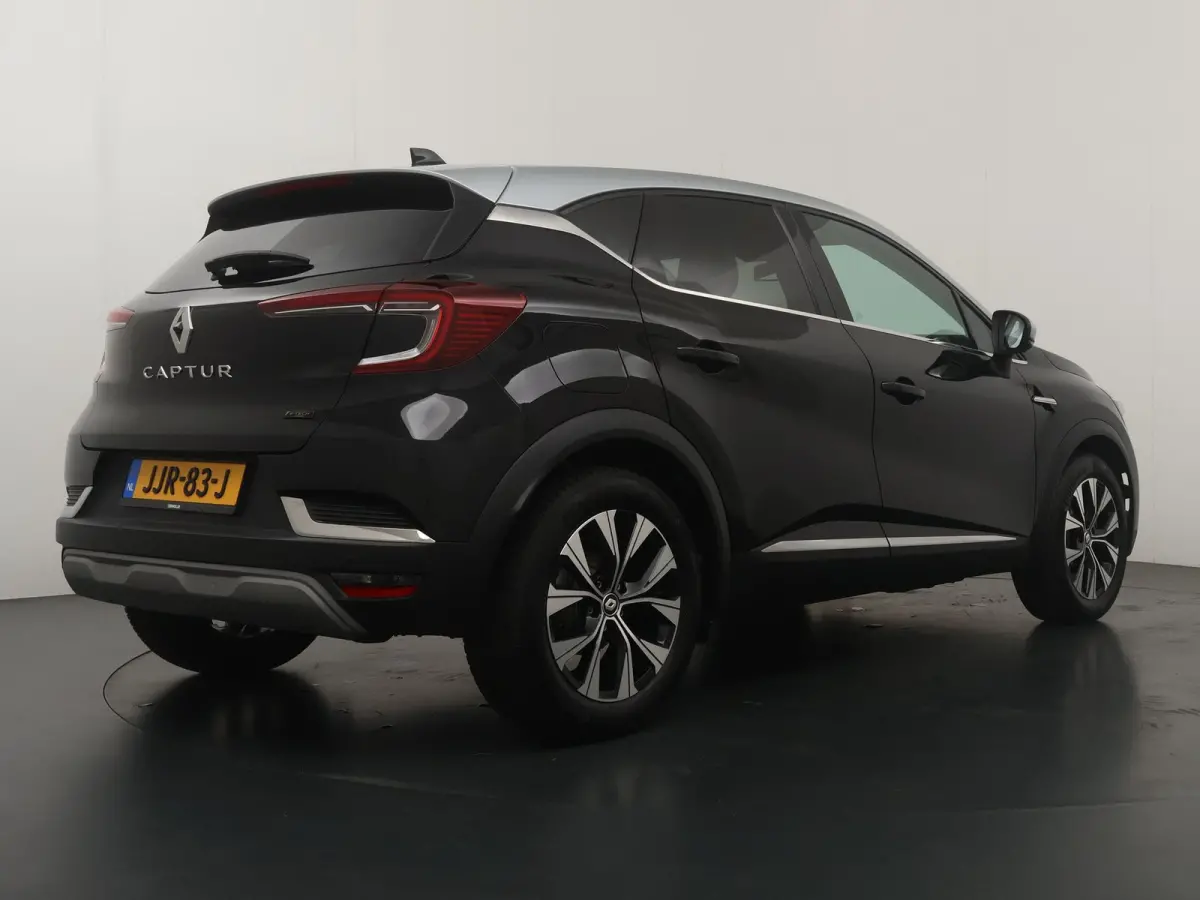 techno E-Tech hybride 145 | Automaat | Groot Navigatie | Parkeercamera | Apple CarPlay/Android Auto |