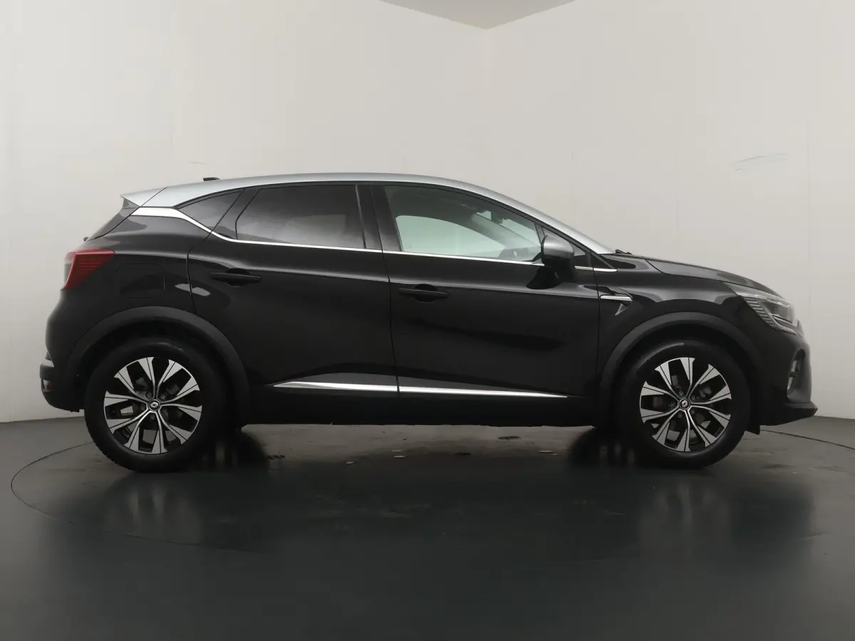 techno E-Tech hybride 145 | Automaat | Groot Navigatie | Parkeercamera | Apple CarPlay/Android Auto |
