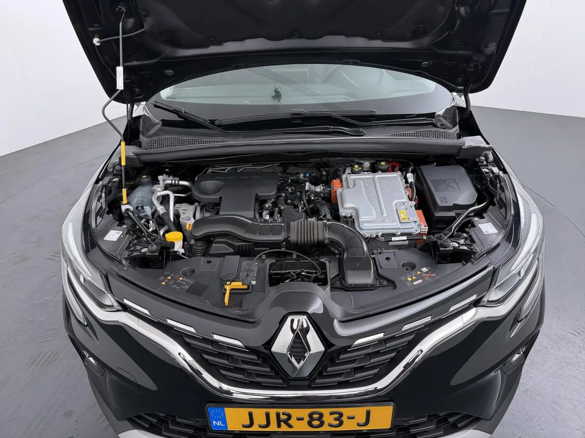 techno E-Tech hybride 145 | Automaat | Groot Navigatie | Parkeercamera | Apple CarPlay/Android Auto |