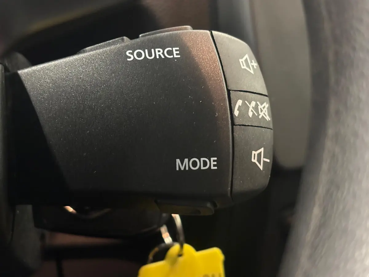 1.5 95PK Comfort Cruise Control Airco Stoelverwarming